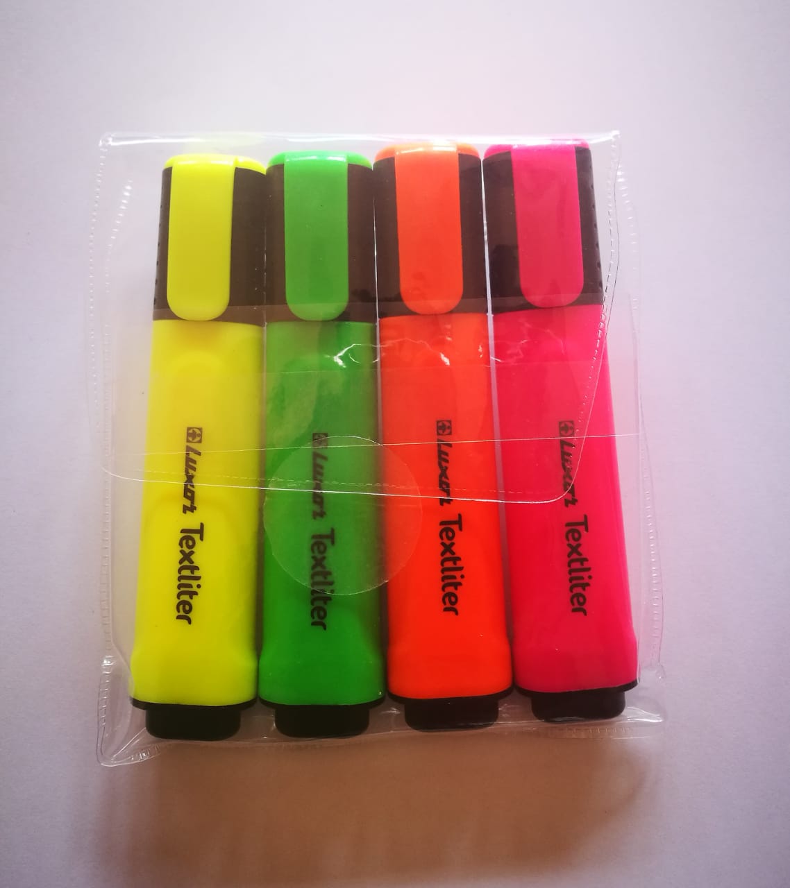 LUXOR HIGHLIGHTER WALLET OF 4 Easy Office